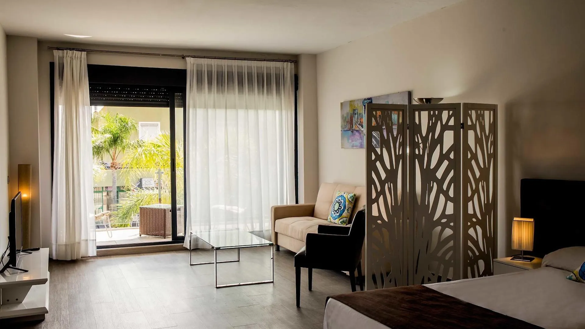 Dimona Suites Torremolinos