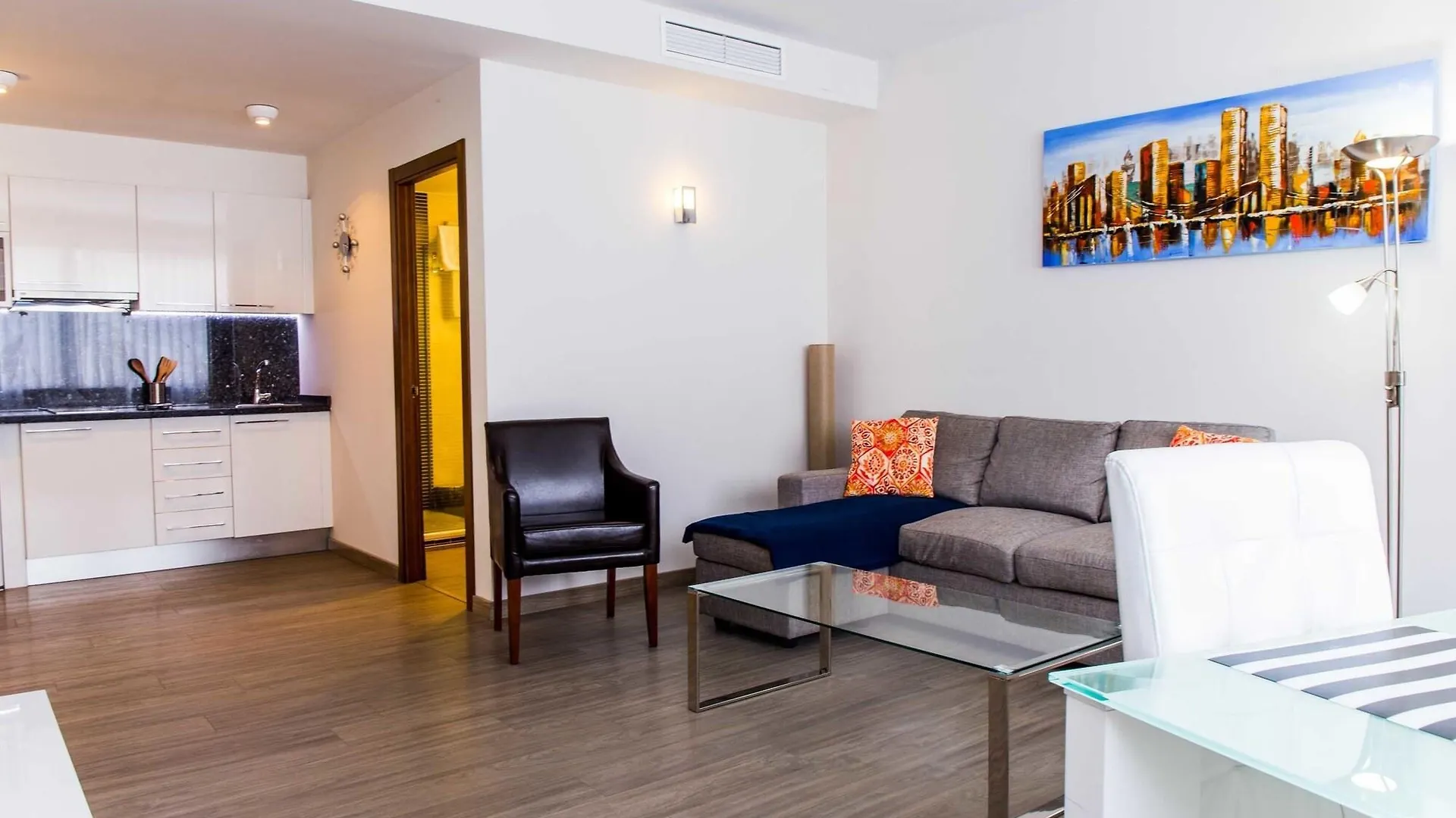 Dimona Suites Torremolinos